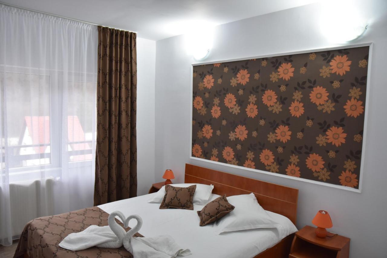 Pensiunea Steluta Predeal Bagian luar foto